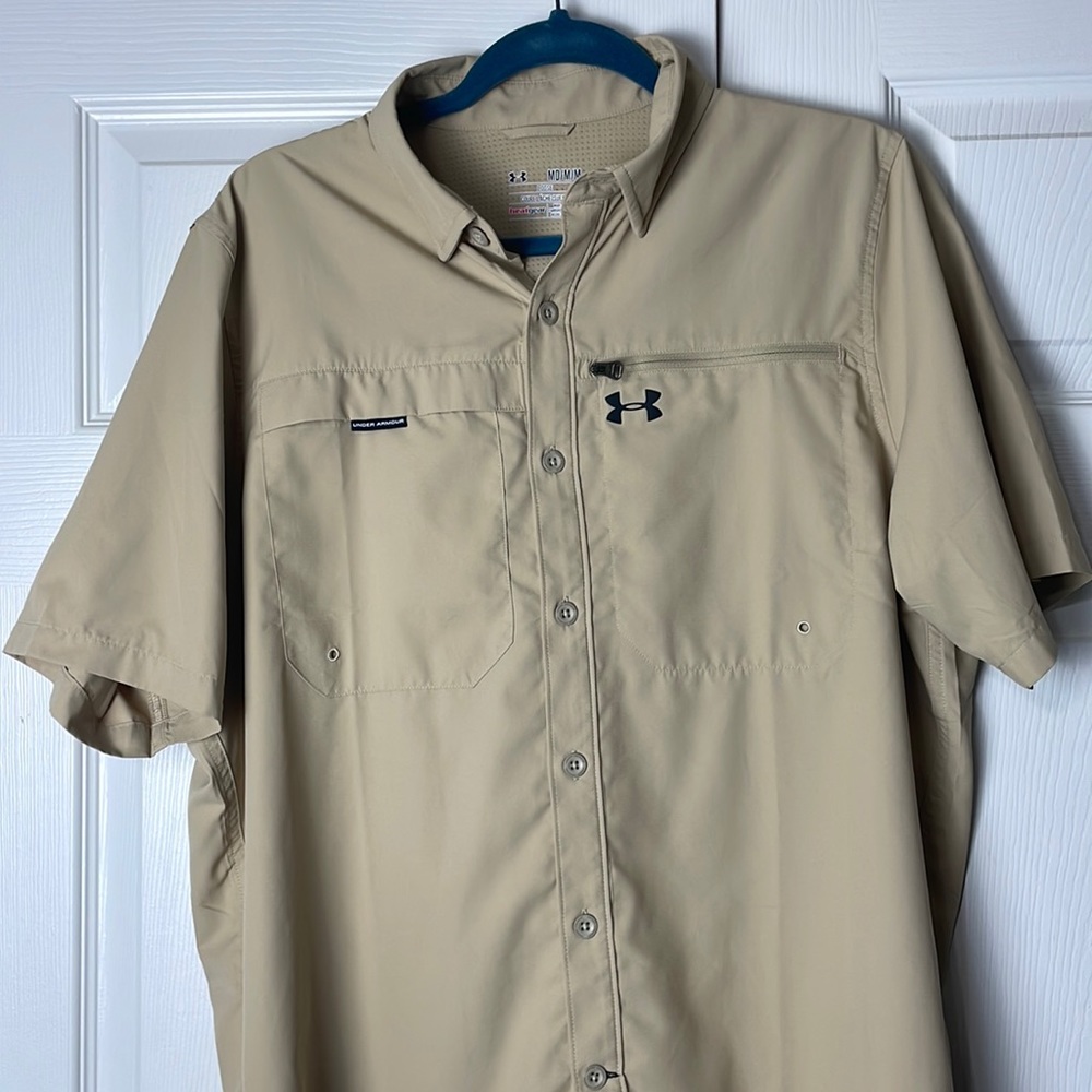 Under Armour Mens Tan Short Sleeve Shirt